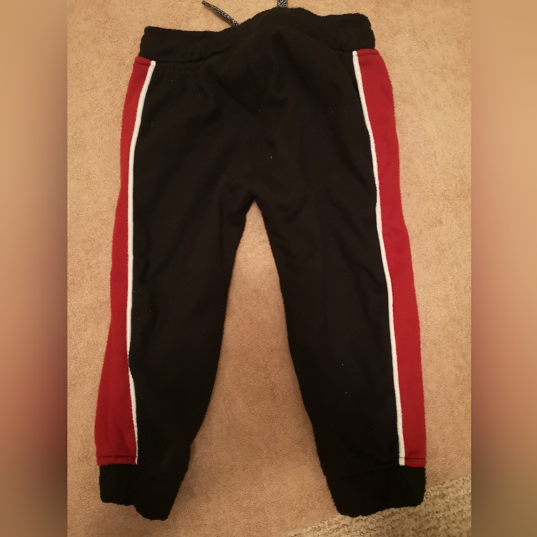 Pair Of Ben Sherman Size 2t Sweatpants